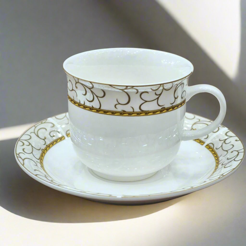 Tea set with Saucer